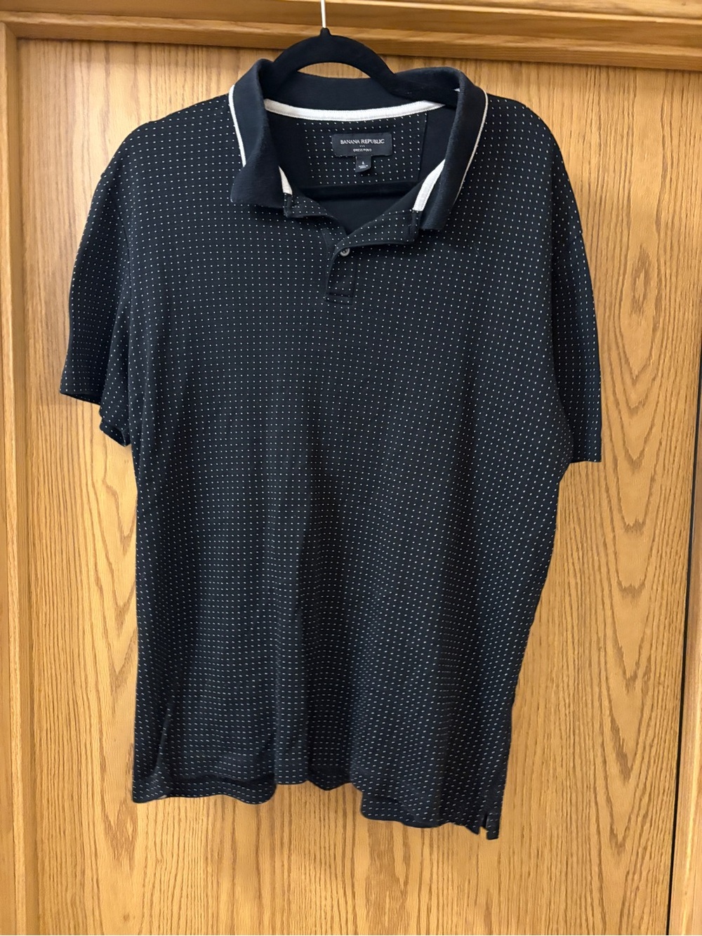 Banana Republic Men's Black Polo with White Microdot Pattern